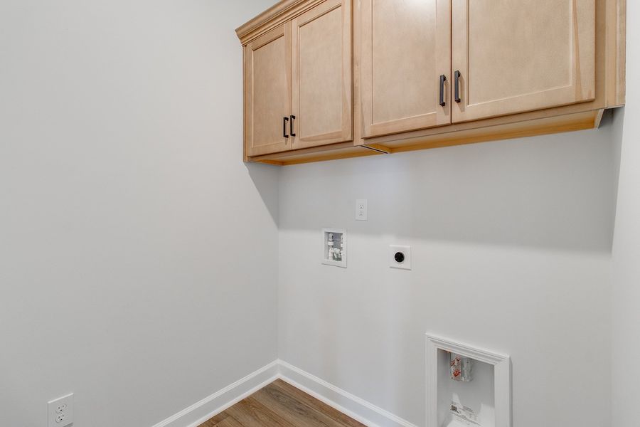 Spacious, unfurnished interior of a new home in Hendrix Farms, Lexington (Image 27).