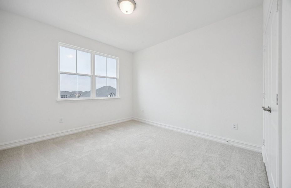 Spacious, unfurnished interior of a new home in Wellington, Fort Worth (Image 16).