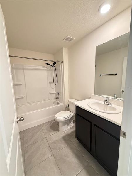 Furnished interior view inside a new home in Deer Path, Ocala (Image 11).