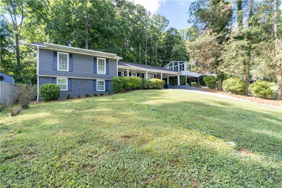 Image 43 of a home in .