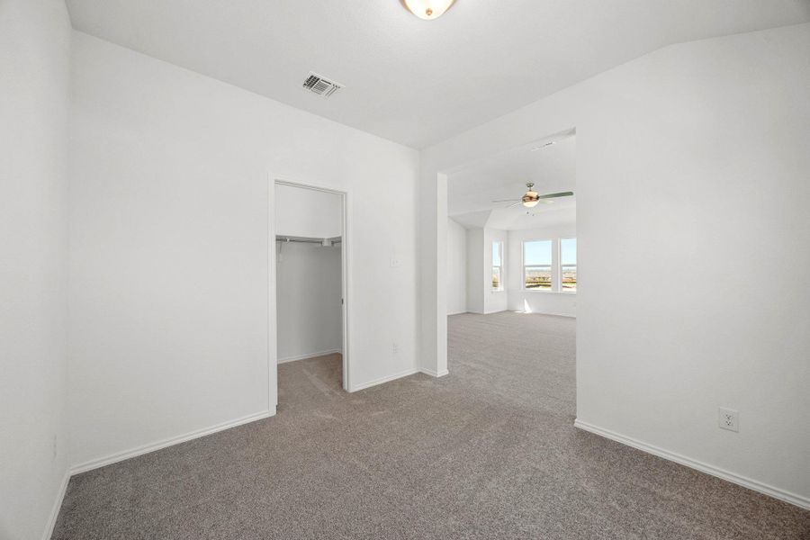 Spacious, unfurnished interior of a new home in Salerno - Classic Collection, Round Rock (Image 15). Spacious, unfurnished interior of a new home in Salerno - Classic Collection, Round Rock (Image 15).