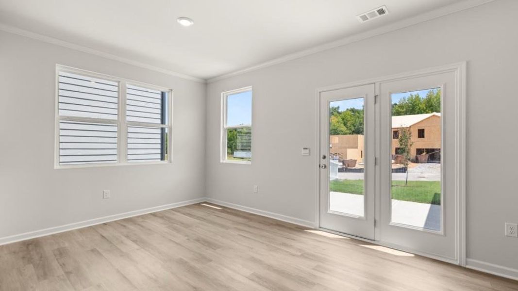 Spacious, unfurnished interior of a new home in Braselton Village, Braselton (Image 15).