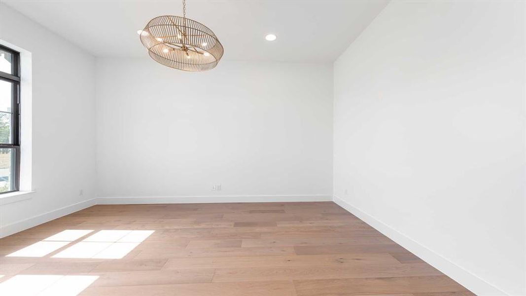 Spacious, unfurnished interior of a new home in Adkins Park 70', Hurst (Image 20). Spacious, unfurnished interior of a new home in Adkins Park 70', Hurst (Image 20).
