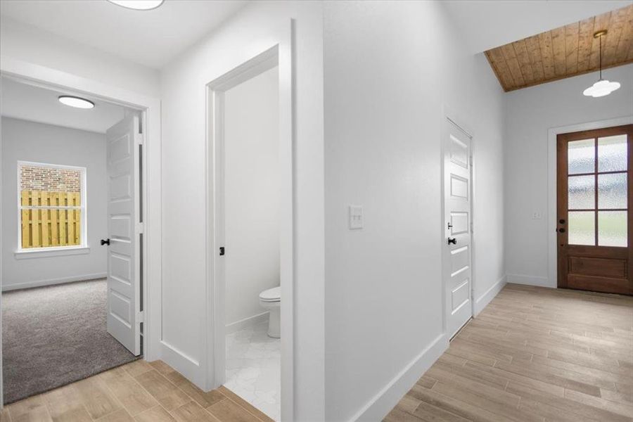 Spacious, unfurnished interior of a new home in , Lindale (Image 34).