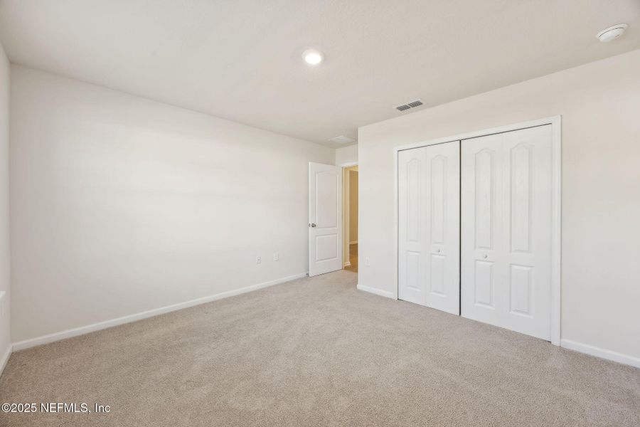 Spacious, unfurnished interior of a new home in River Glen, Yulee (Image 33). Spacious, unfurnished interior of a new home in River Glen, Yulee (Image 33).
