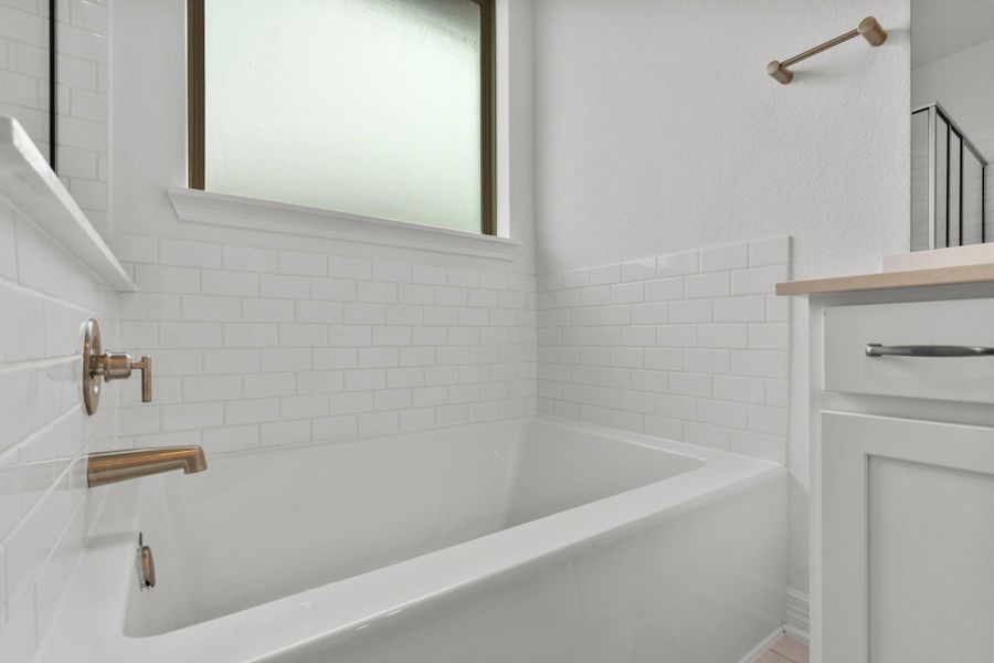 Sample product photo. Actual exterior and interior selections may vary by homesite. Photo may be virtually staged