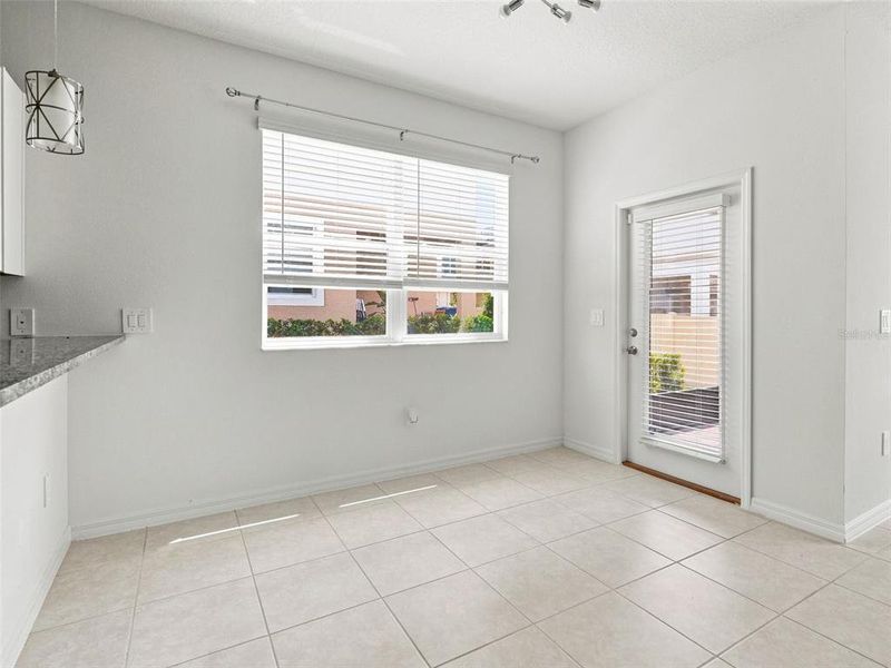 Spacious, unfurnished interior of a new home in , San Antonio (Image 28).