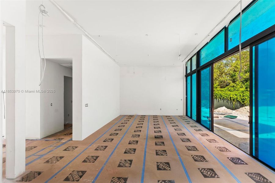 Spacious, unfurnished interior of a new home in , Pinecrest (Image 18). Spacious, unfurnished interior of a new home in , Pinecrest (Image 18).