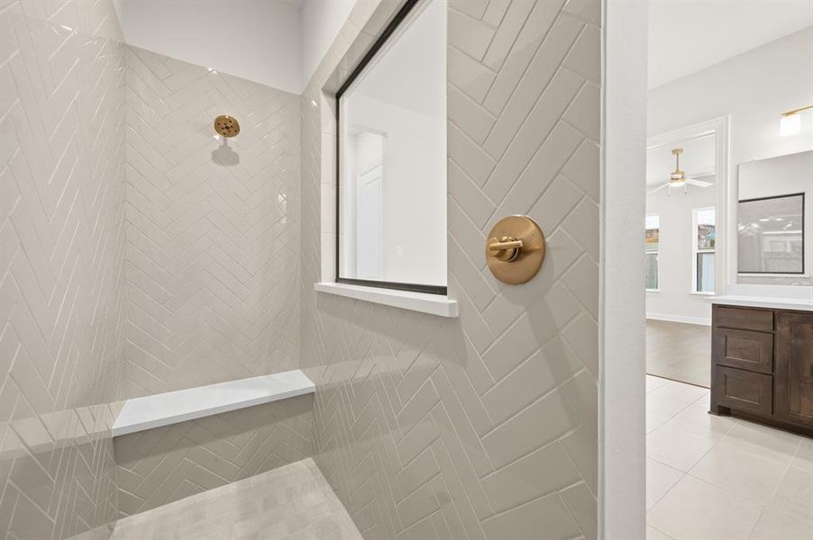 1417 Roundwash- Primary Suite-6 1417 Roundwash- Primary Suite-6