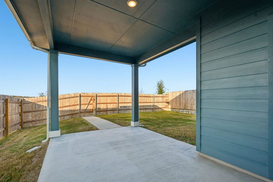 Representative exterior details of a home built from the Denton by Pacesetter Homes in Trace, San Marcos (Image 3).