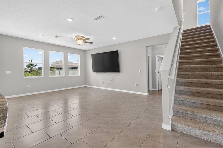 Spacious, unfurnished interior of a new home in Epperson, Wesley Chapel (Image 46). Spacious, unfurnished interior of a new home in Epperson, Wesley Chapel (Image 46).