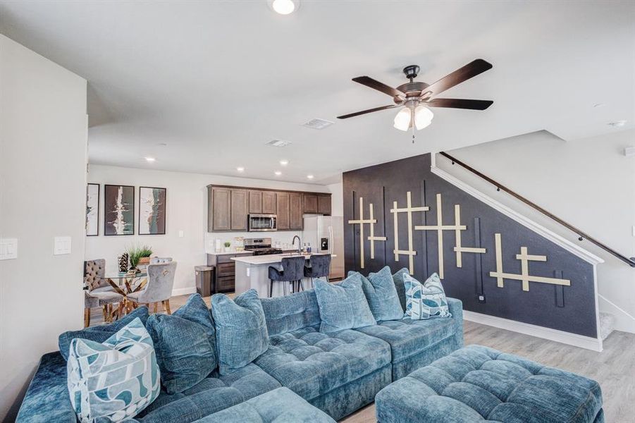 Furnished interior view inside a new home in , Rowlett (Image 9).