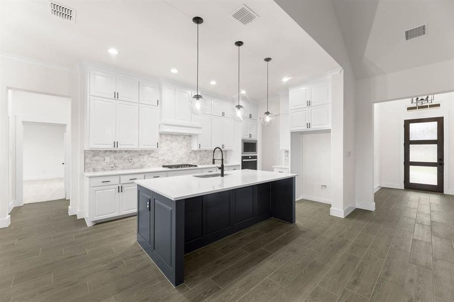 1027 Arbor Hills-Kitchen-2