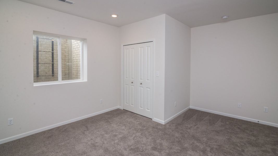 Representative unfurnished interior of a home built from the The Abington by Norfolk Homes in Valleys, Jackson (Image 79).