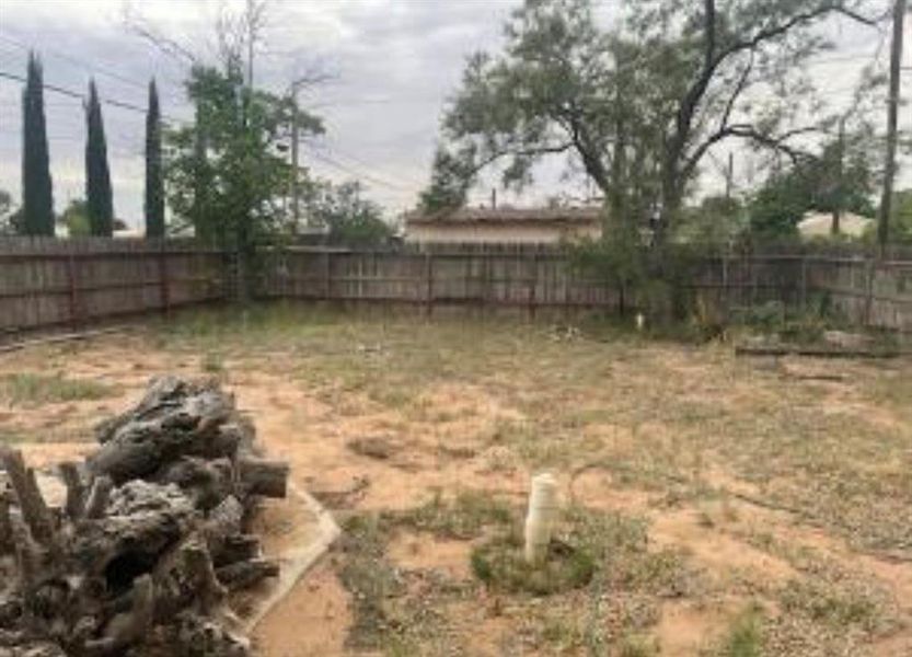 Site preparation for new homesites in , Monahans (Image 5).