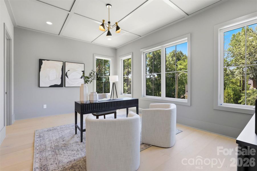 Office/1st bedroom
