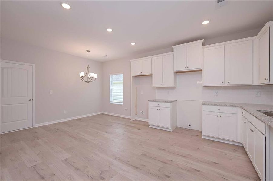 Spacious, unfurnished interior of a new home in , Villa Rica (Image 15).