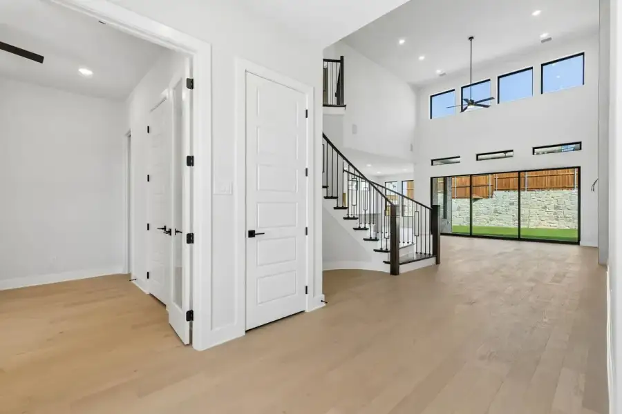 Representative unfurnished interior of a home built from the Lakewood by Chesmar Homes in Rio Vista at Kelly Ranch, Aledo (Image 15). Representative unfurnished interior of a home built from the Lakewood by Chesmar Homes in Rio Vista at Kelly Ranch, Aledo (Image 15).
