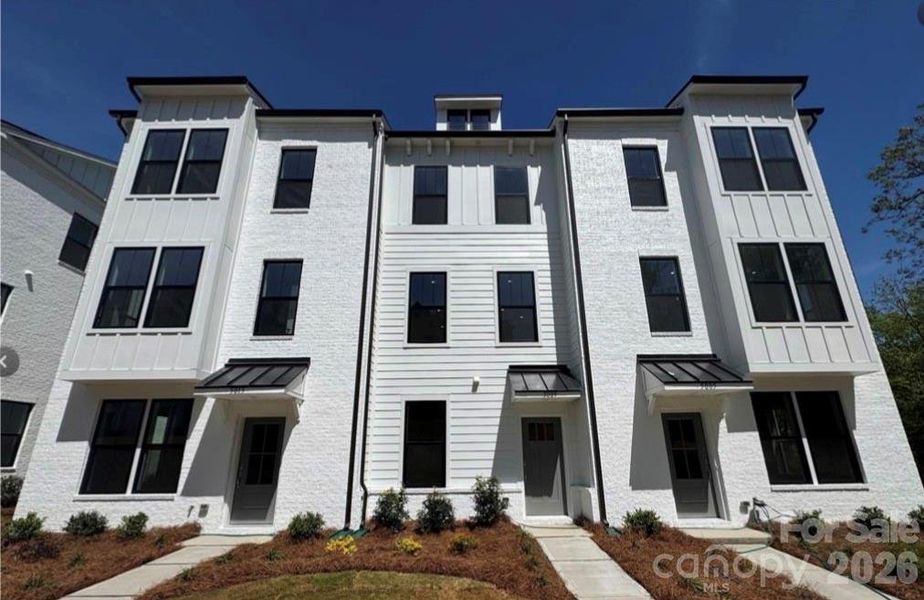 Image 20 of a home in Alexander Providence Townhomes. Image 20 of a home in Alexander Providence Townhomes.