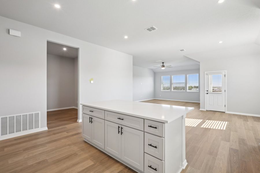 Furnished interior view inside a new home in Porter Country, Buda (Image 4).