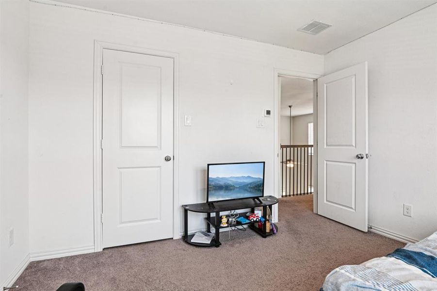 Image 23 of a home in . Image 23 of a home in .