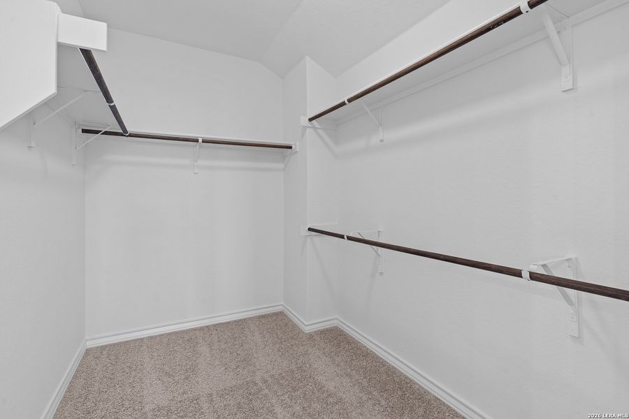 Spacious, unfurnished interior of a new home in Horizon Ridge, San Antonio (Image 24).