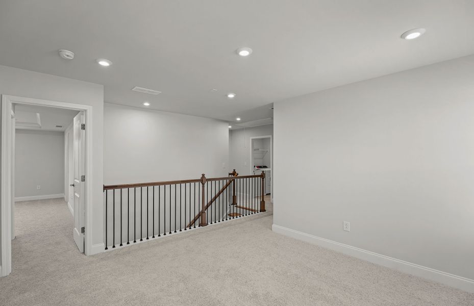 Spacious, unfurnished interior of a new home in Berkeley Mill, Cumming (Image 20).