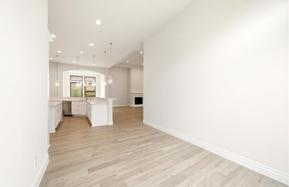 Spacious, unfurnished interior of a new home in The Woodlands Hills 65′, Willis (Image 25). Spacious, unfurnished interior of a new home in The Woodlands Hills 65′, Willis (Image 25).