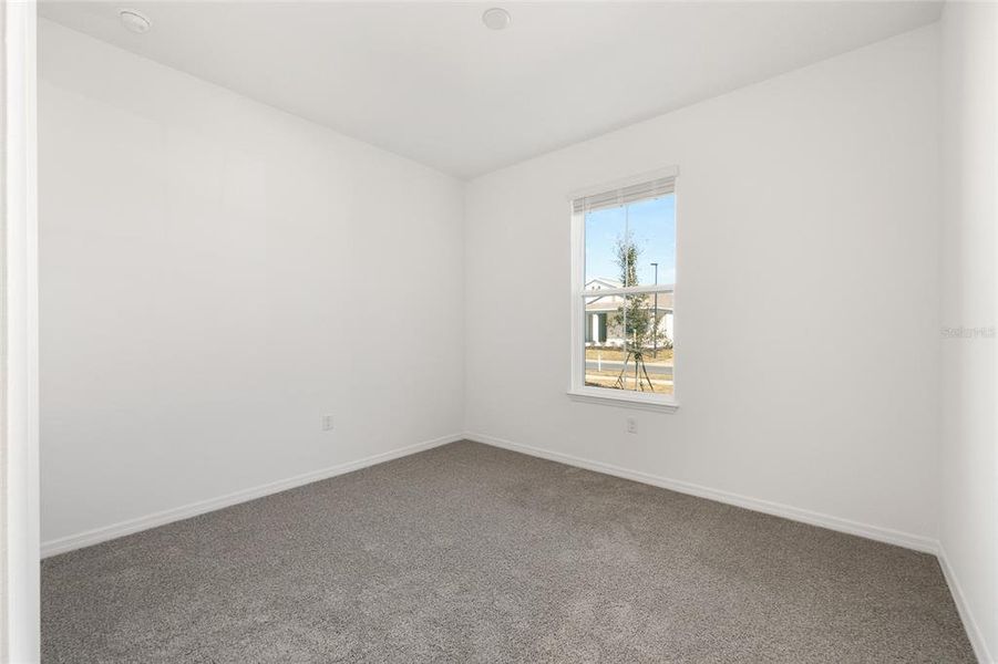 Spacious, unfurnished interior of a new home in Calesa Township, Ocala (Image 36).