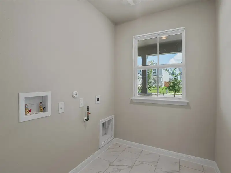 Spacious, unfurnished interior of a new home in Yowell Ranch, Killeen (Image 19). Spacious, unfurnished interior of a new home in Yowell Ranch, Killeen (Image 19).
