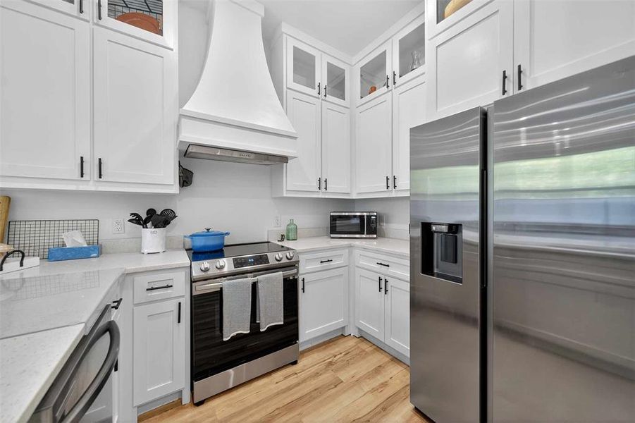 Furnished interior view inside a new home in , Payne Springs (Image 4). Furnished interior view inside a new home in , Payne Springs (Image 4).
