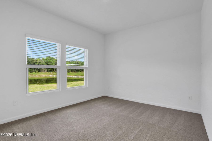 Spacious, unfurnished interior of a new home in Bellbrooke, Jacksonville (Image 33).