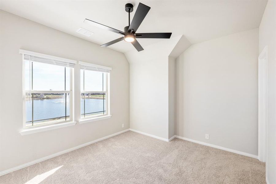 Spacious, unfurnished interior of a new home in Somerset, Venus (Image 24).