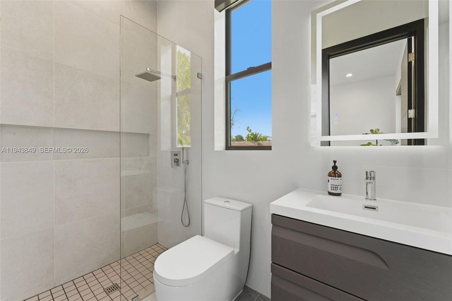 Furnished interior view inside a new home in , Wilton Manors (Image 31).