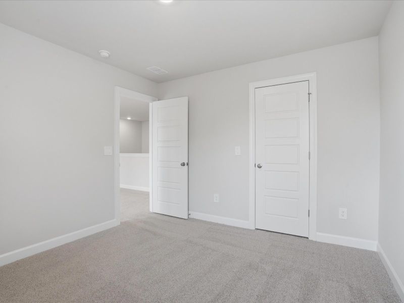 Spacious, unfurnished interior of a new home in Collier Ridge, Moore (Image 20).