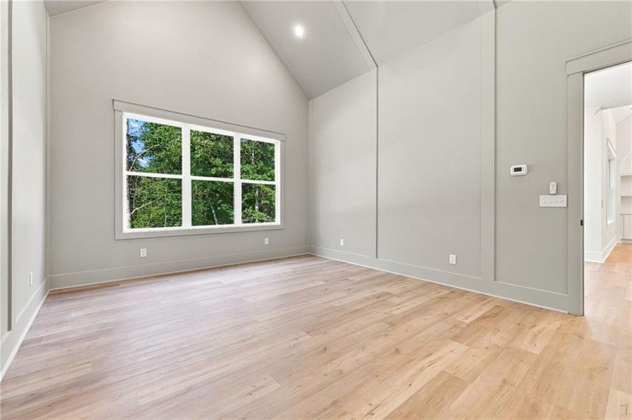 Spacious, unfurnished interior of a new home in , Ellijay (Image 39).