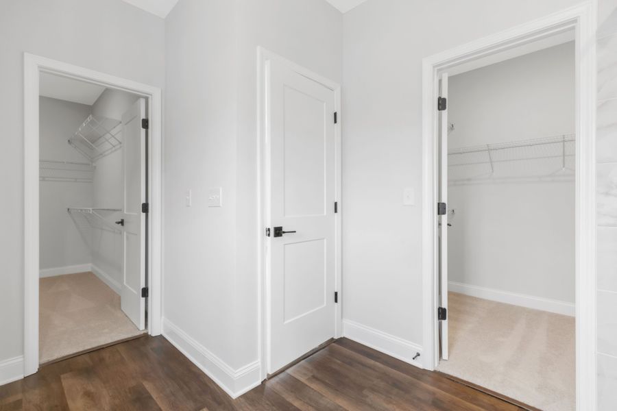 Spacious, unfurnished interior of a new home in Maddox Landing, Hoschton (Image 29).