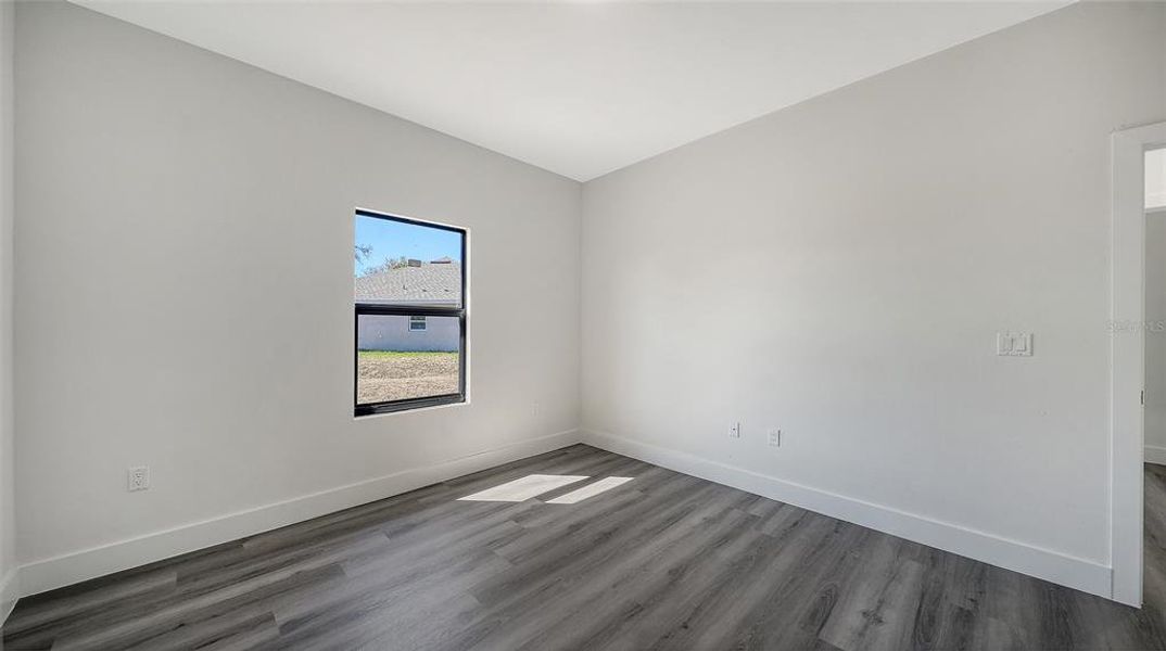 Spacious, unfurnished interior of a new home in , North Port (Image 28).