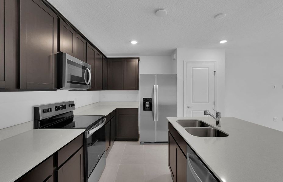 Furnished interior view inside a new home in Normandy Pines, Jacksonville (Image 8).