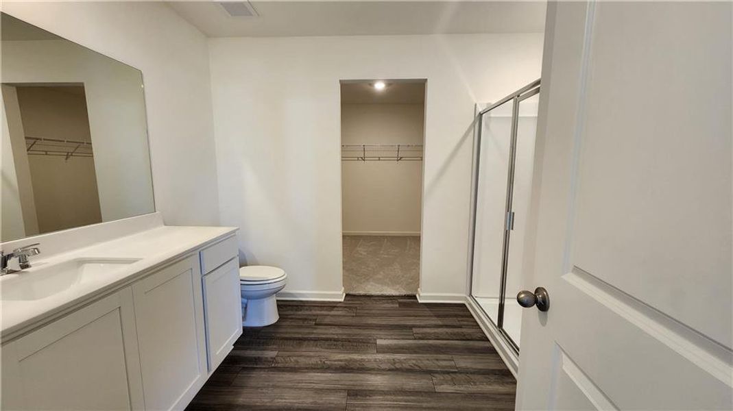 Furnished interior view inside a new home in Casteel, Bethlehem (Image 4).