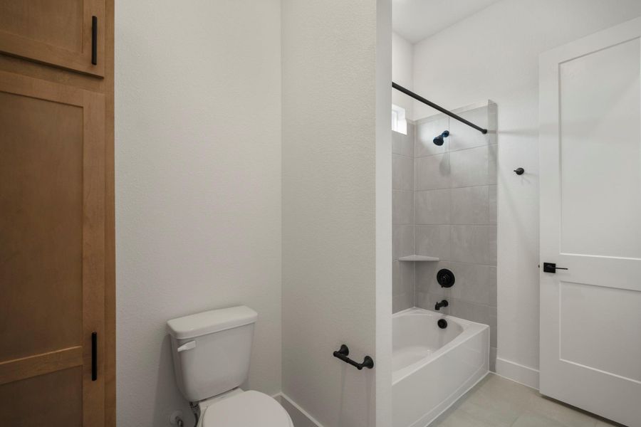 Furnished interior view inside a new home in Magnolia Bend, Rosharon (Image 14).
