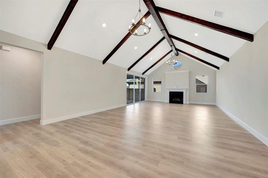 Spacious, unfurnished interior of a new home in Elevon, Lavon (Image 22).