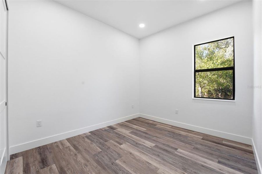Spacious, unfurnished interior of a new home in , Port Charlotte (Image 25).