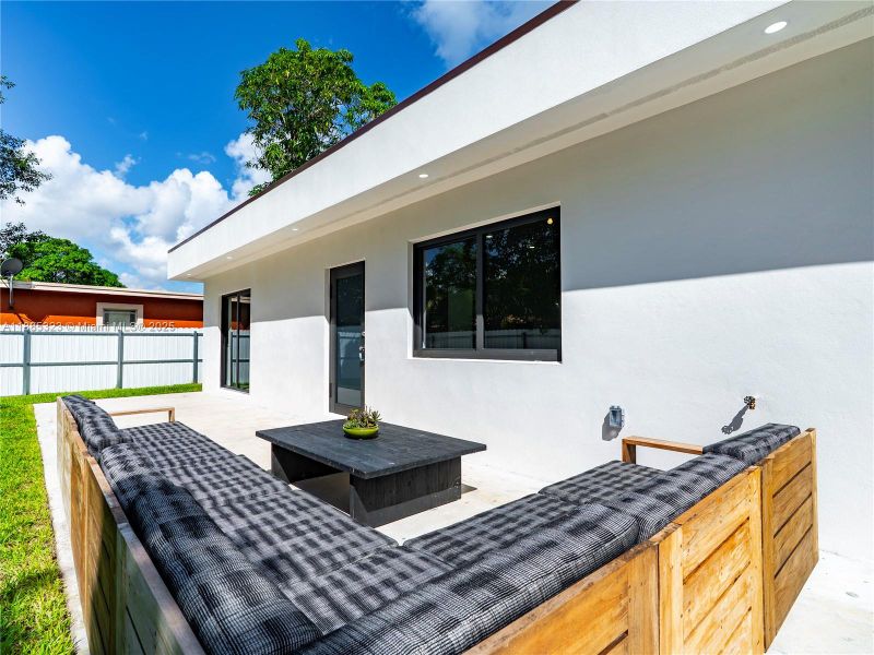 Image 19 of a home in .