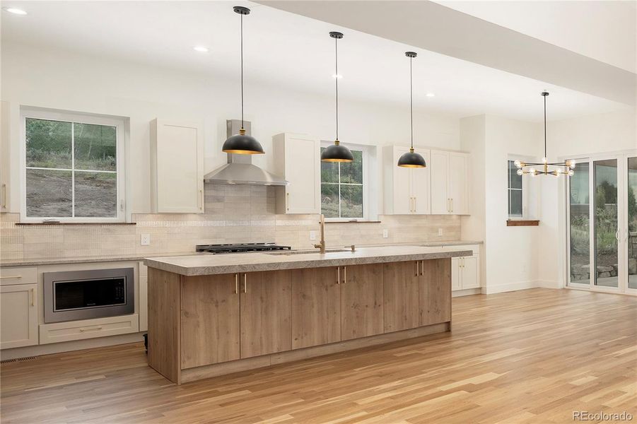 Furnished interior view inside a new home in , Granby (Image 9).