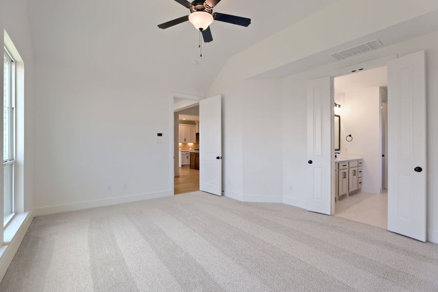 4324 Double Diamond - Primary Bedroom