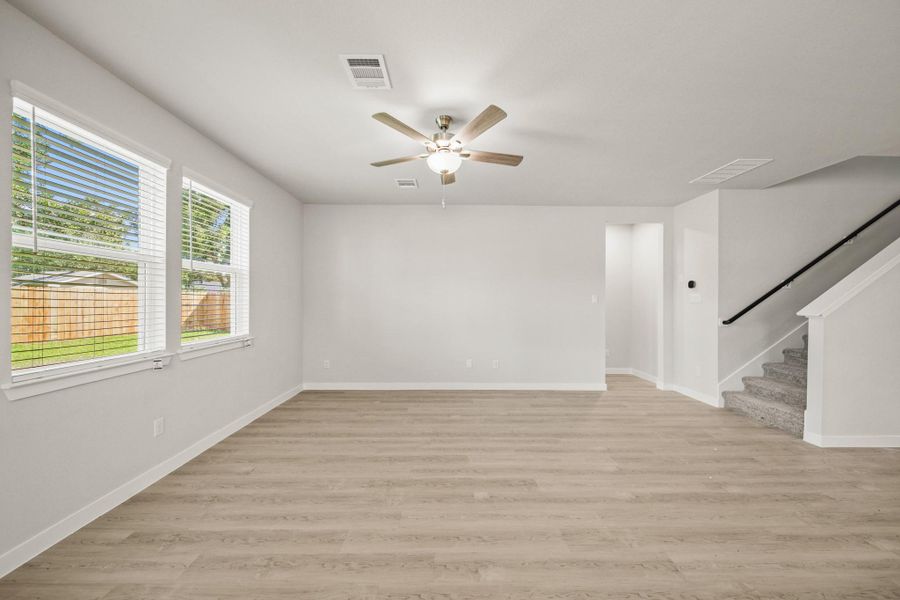 Spacious, unfurnished interior of a new home in Russell Ranch, Bay City (Image 15). Spacious, unfurnished interior of a new home in Russell Ranch, Bay City (Image 15).