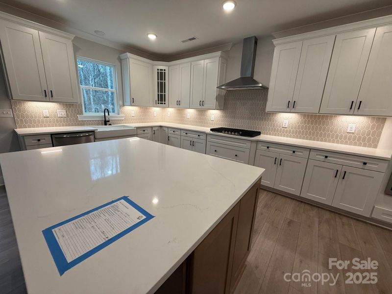 Furnished interior view inside a new home in Robinson Oaks, Gastonia (Image 6).