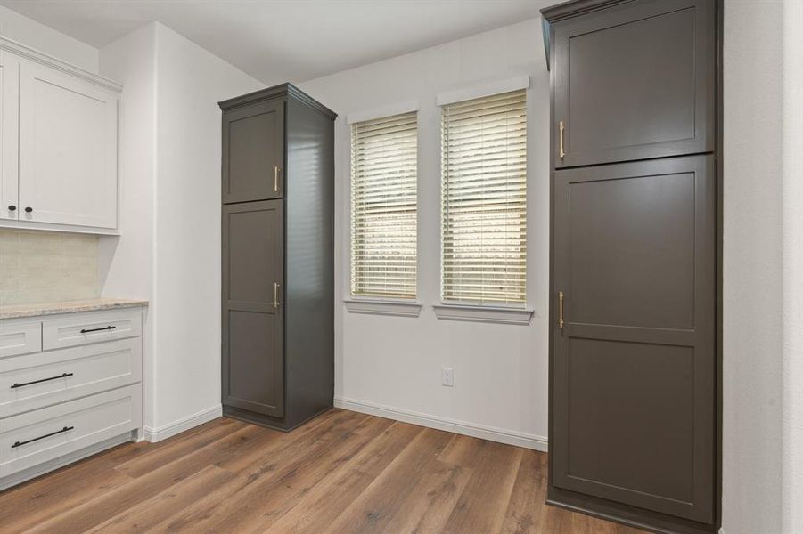 Furnished interior view inside a new home in , Cleburne (Image 13).