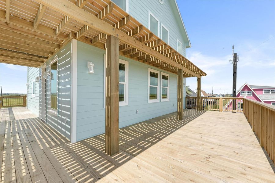 Partially shaded, spacious deck with long-range views of the wetlands, ICW, beach, and bay. Partially shaded, spacious deck with long-range views of the wetlands, ICW, beach, and bay.